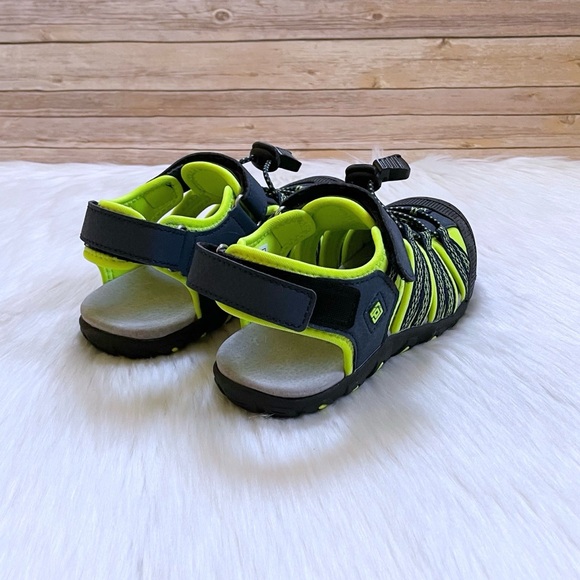 Dream Pairs Boys’ Athletic Closed Toe Sport Sandals - Picture 3 of 11